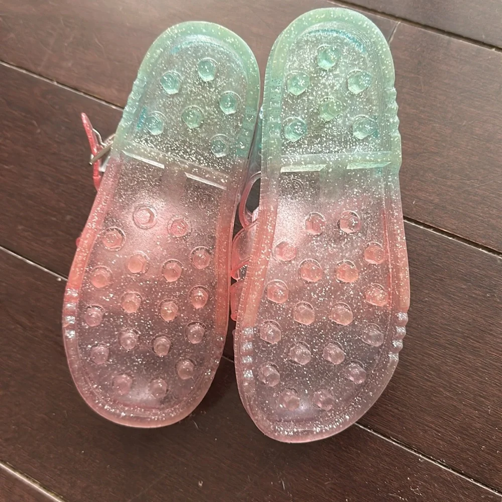 GAP little girls size 10 sparkle rainbow jelly sandal. Like new! - Picture 4 of 4